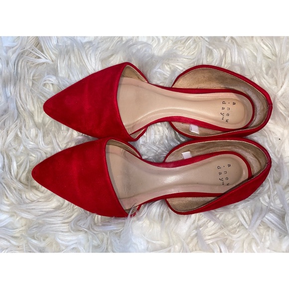 SOLD - No Longer Available - a new day red pointed flats size 8.5 - Picture 2 of 6